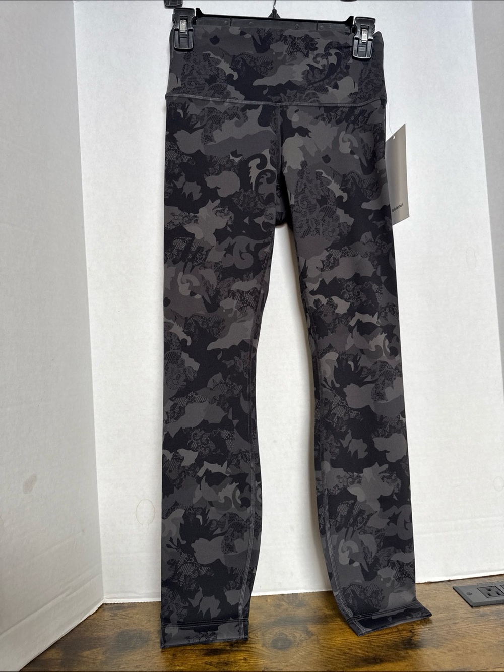 Lululemon Wunder Train HR Tight 25” HLBM Size 4/6 Hidden Heritage Lace Black NEW